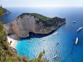 Khám phá vẻ đẹp kì ảo của đảo Zakynthos cùng VNAirlines